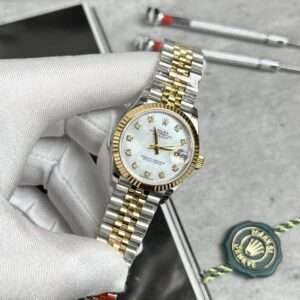 Rolex 11 Watch DateJust Women Mother of Pearl Dial Julibee Strap 31mm