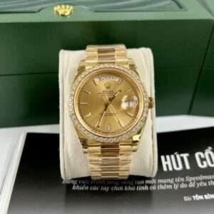 Rolex 11 Watch Day-Date Gold Plated With Diamonds Bezel EW 40mm
