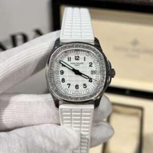 Patek Philippe Aquanaut 5067A White With Stone Bezel